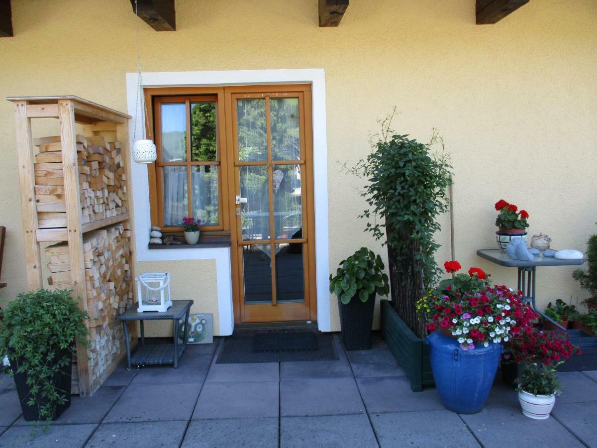 Ferienwohnung Haus am Dorfplatz Uttendorf Exterior foto